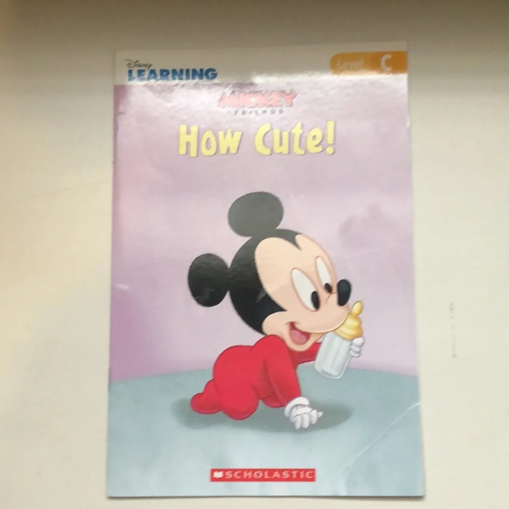 Set Of 9 Scholastic Beginners Reading Paperback Booklets